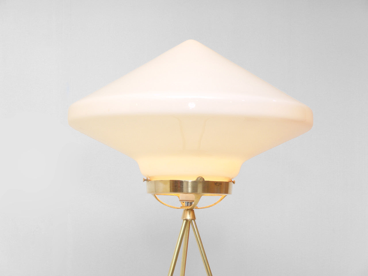 Flying Saucer Floor Lamp