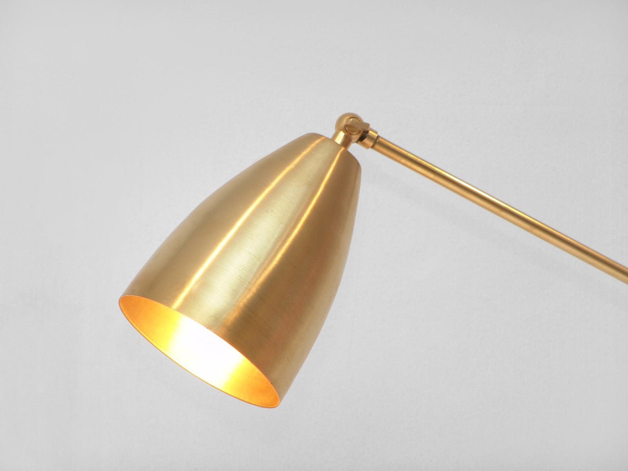 Opulux Cone Table Lamp
